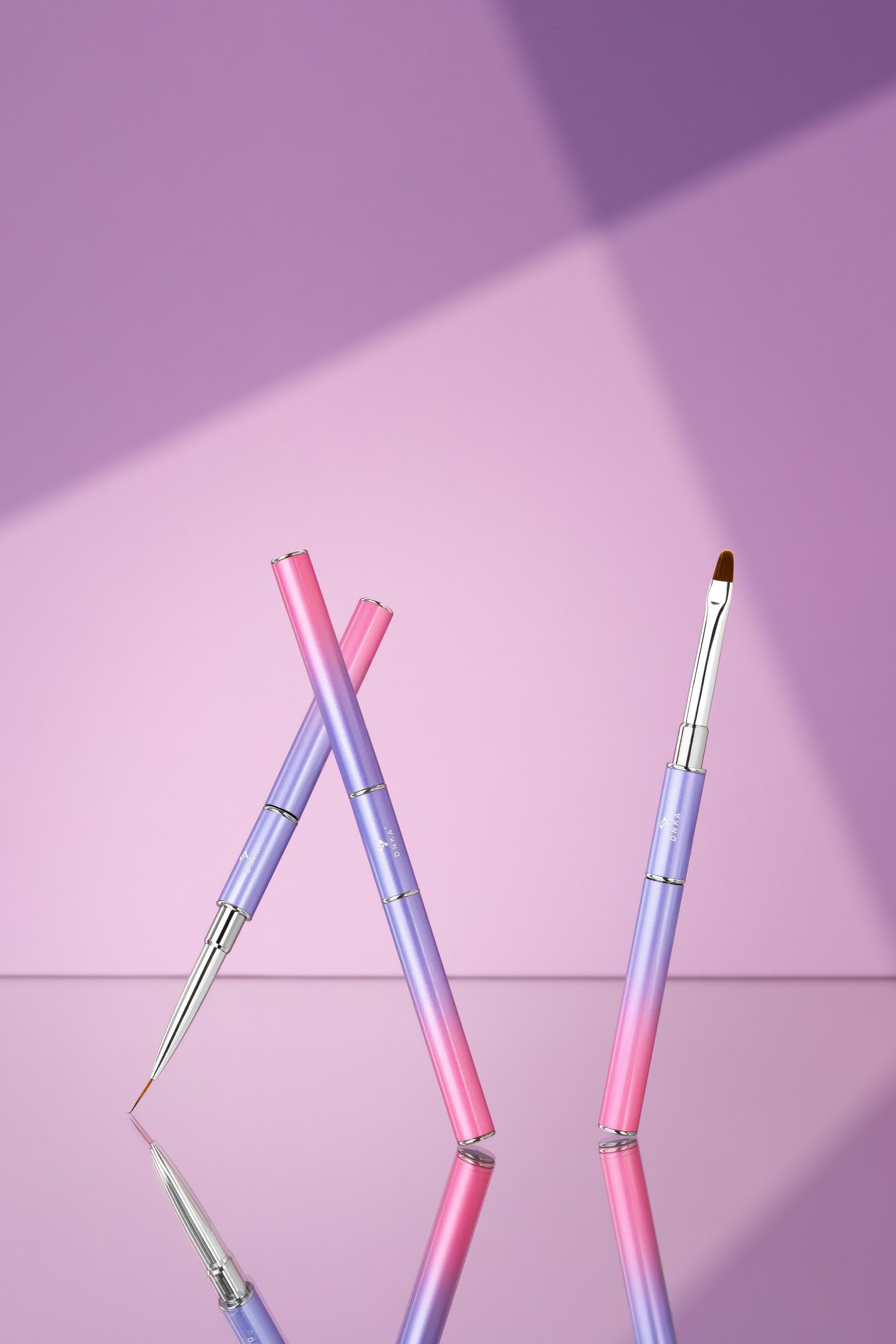 Dnka brush #006 gel and liner